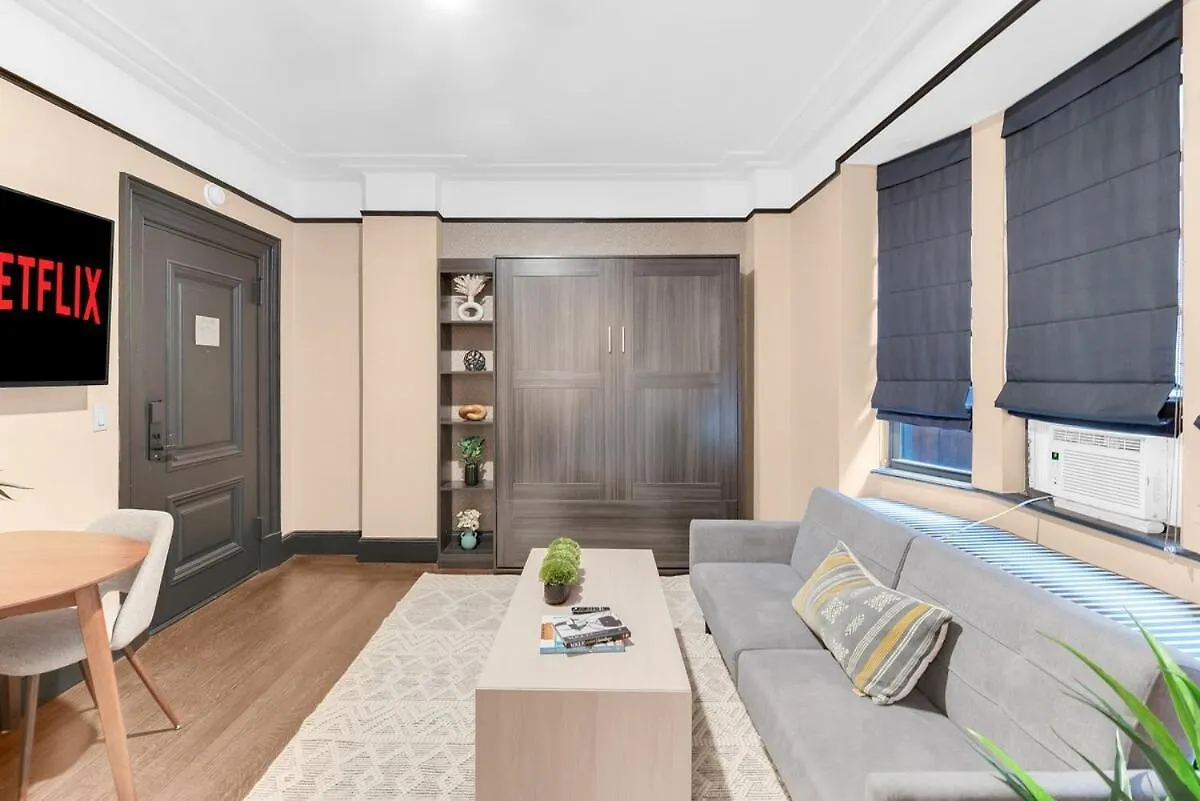 Best Walking Score Apt In Heart Of City With A Gym New York